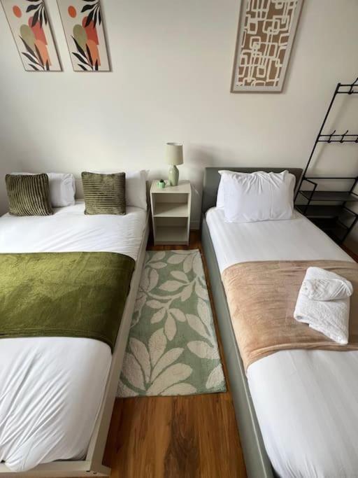 2 Bedroom Apartment Near Station Londres Exterior foto