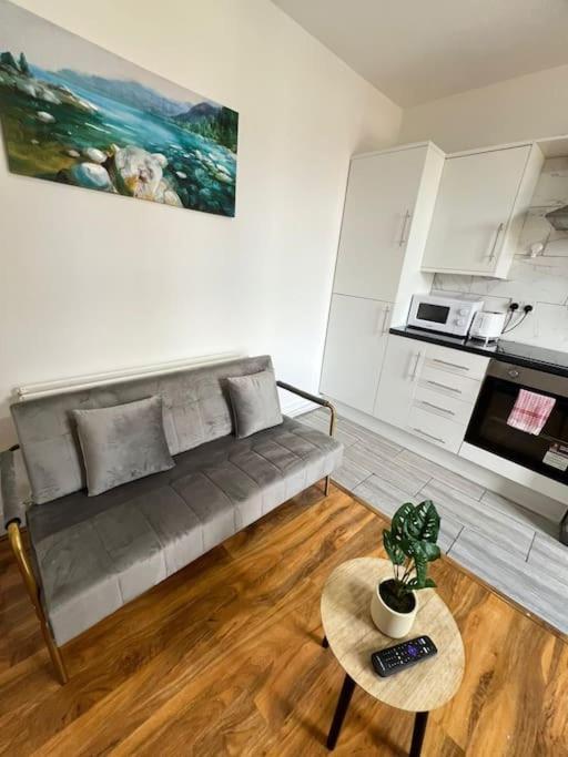 2 Bedroom Apartment Near Station Londres Exterior foto